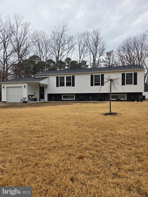 2 VILLA CIRCLE BERLIN NJ 08009