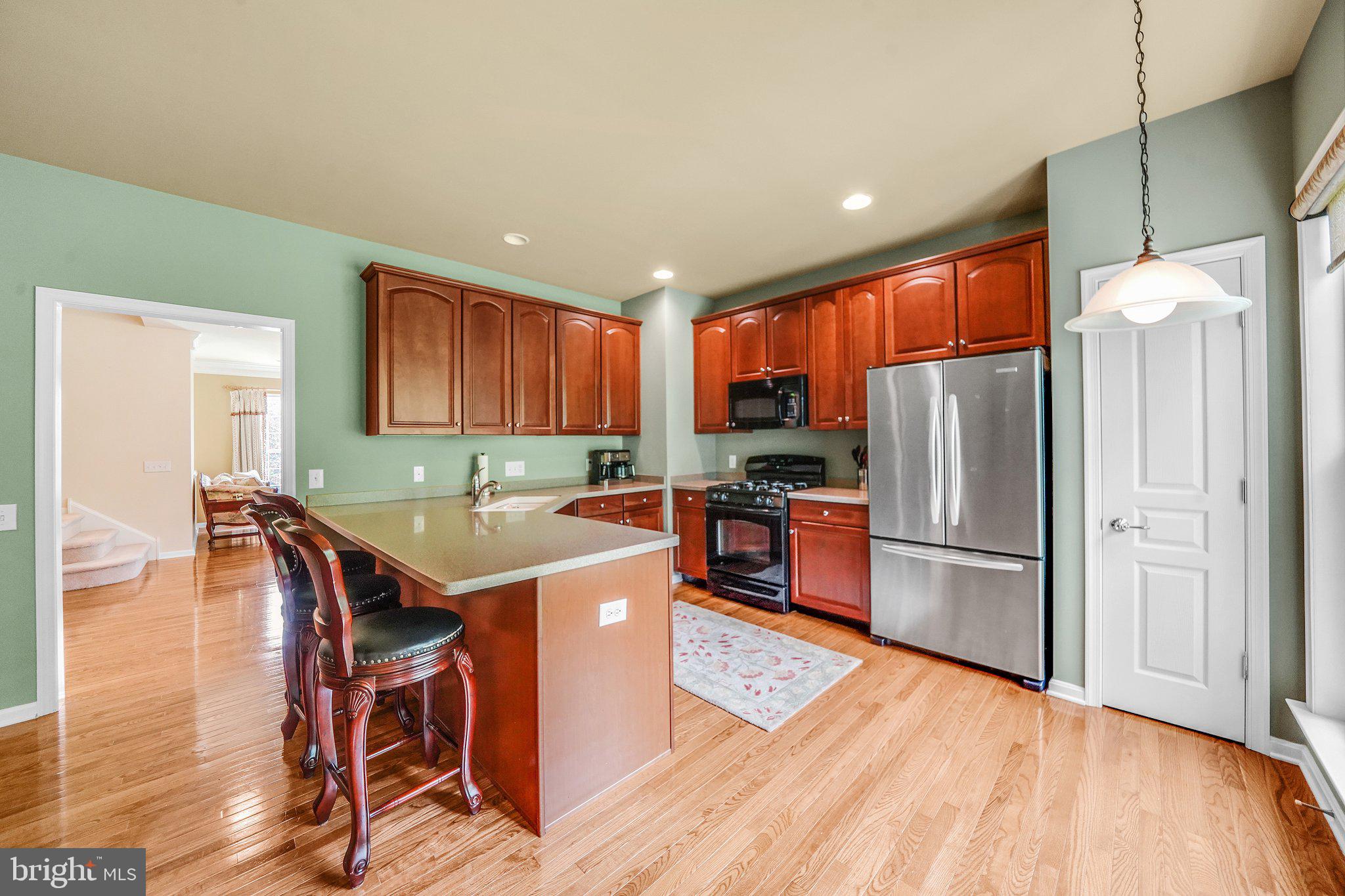 LONGFORD CROSSING - Residential