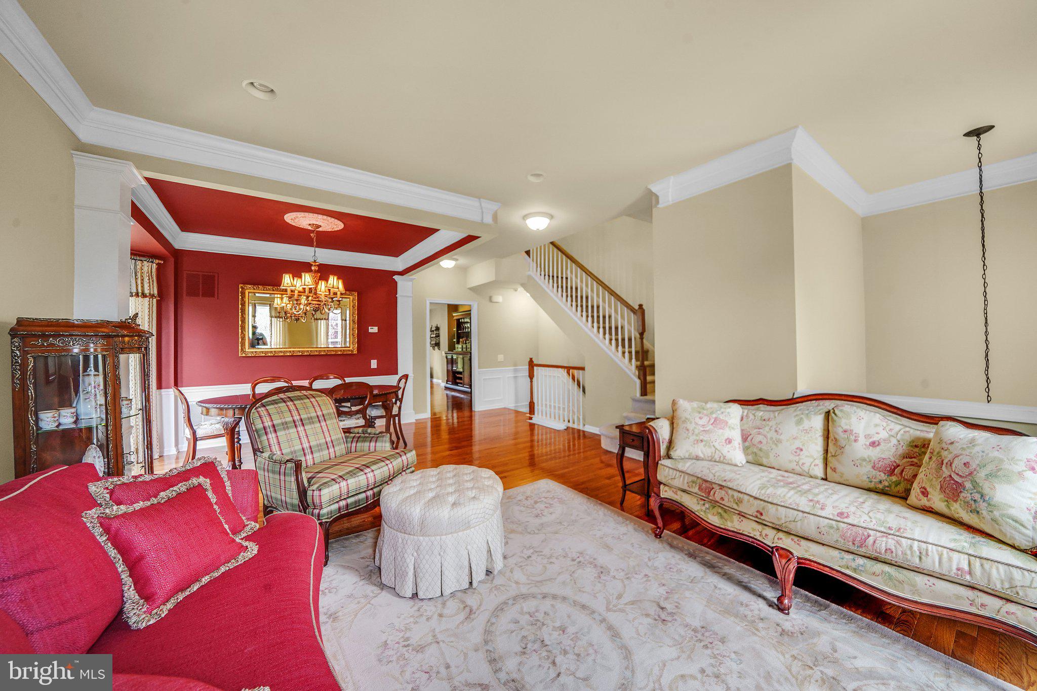 LONGFORD CROSSING - Residential