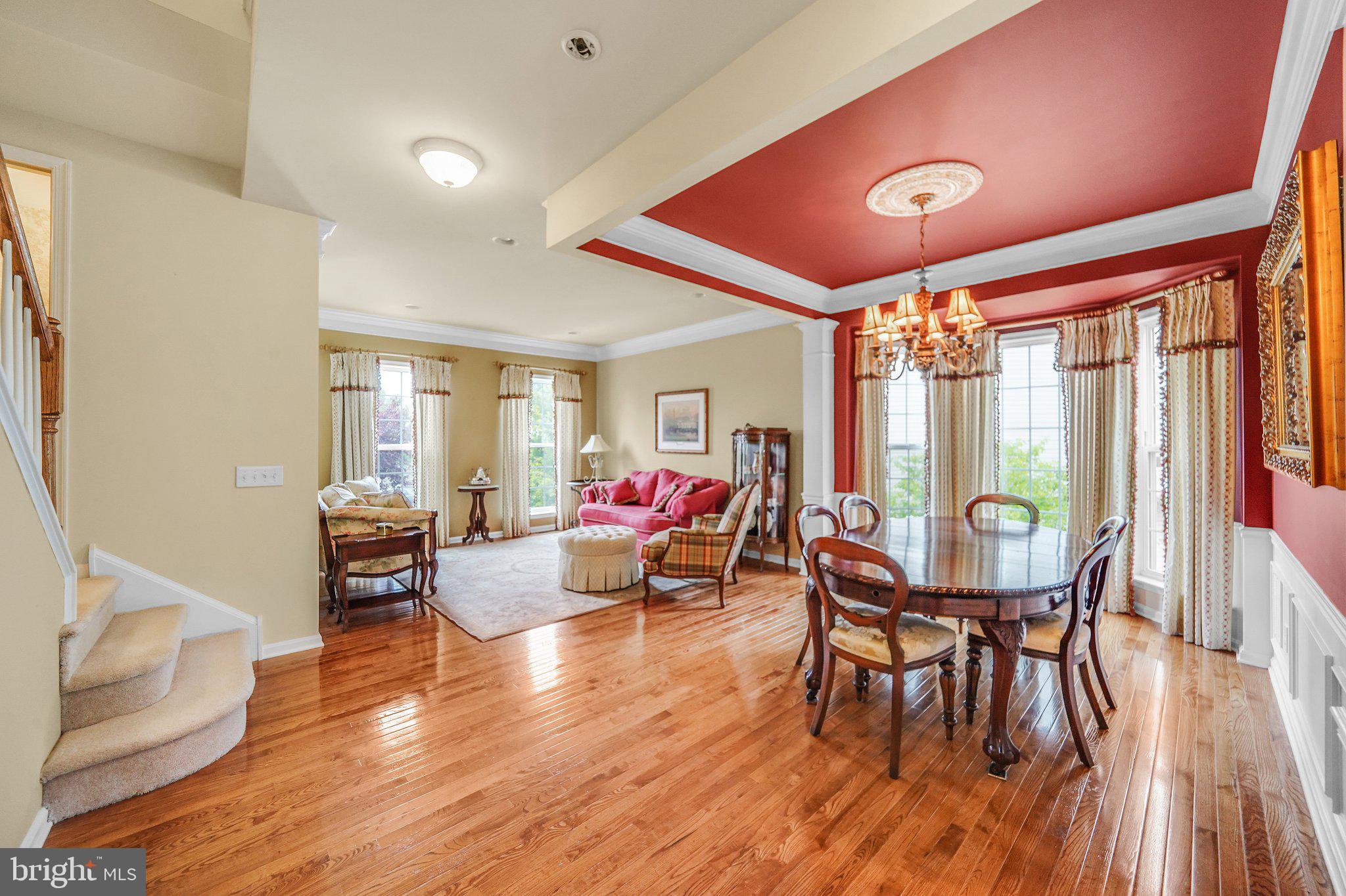 LONGFORD CROSSING - Residential