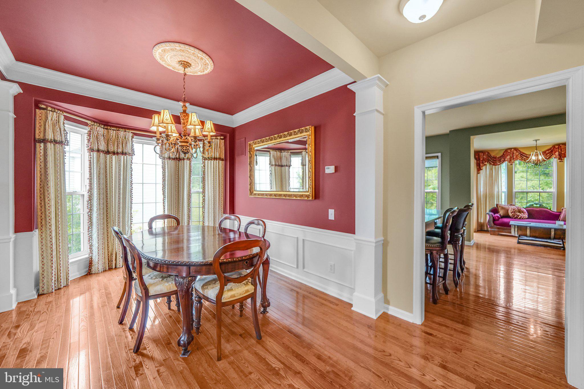 LONGFORD CROSSING - Residential