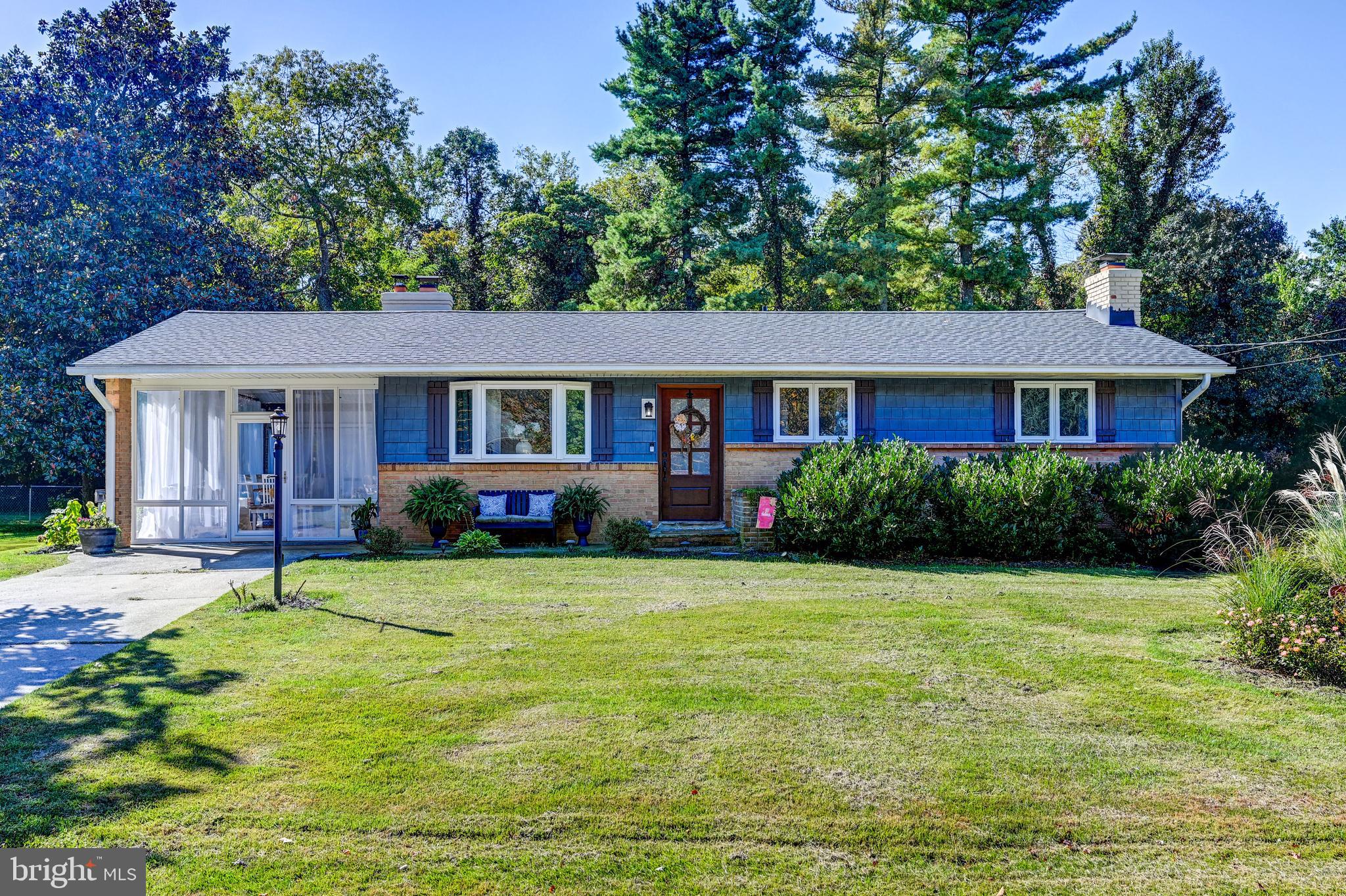 1299 MONTCLAIR DRIVE