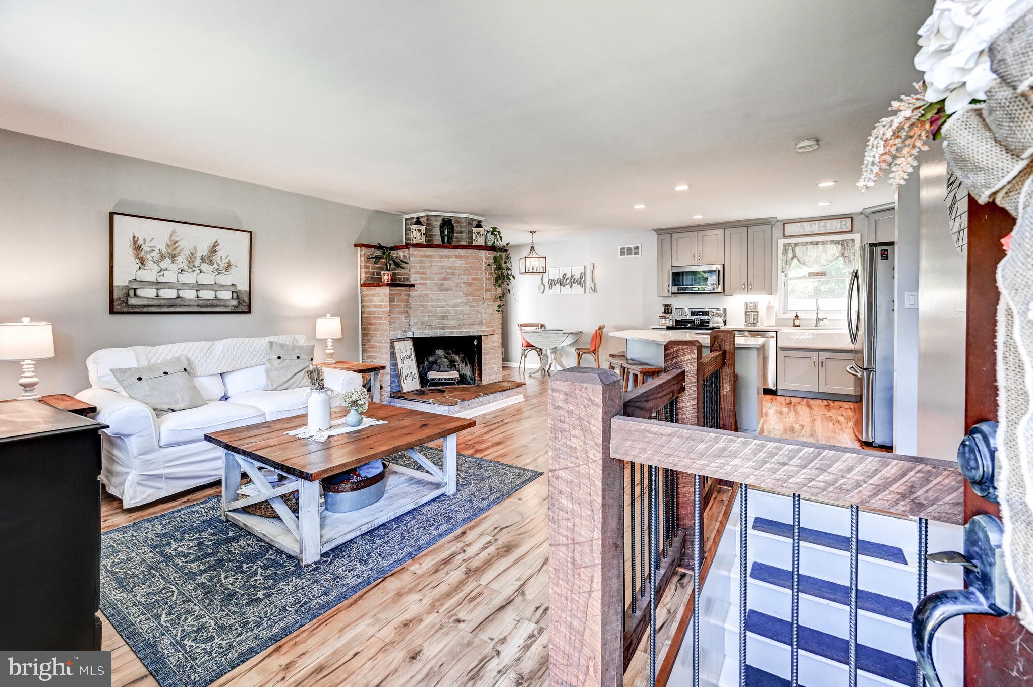 1299 MONTCLAIR DRIVE