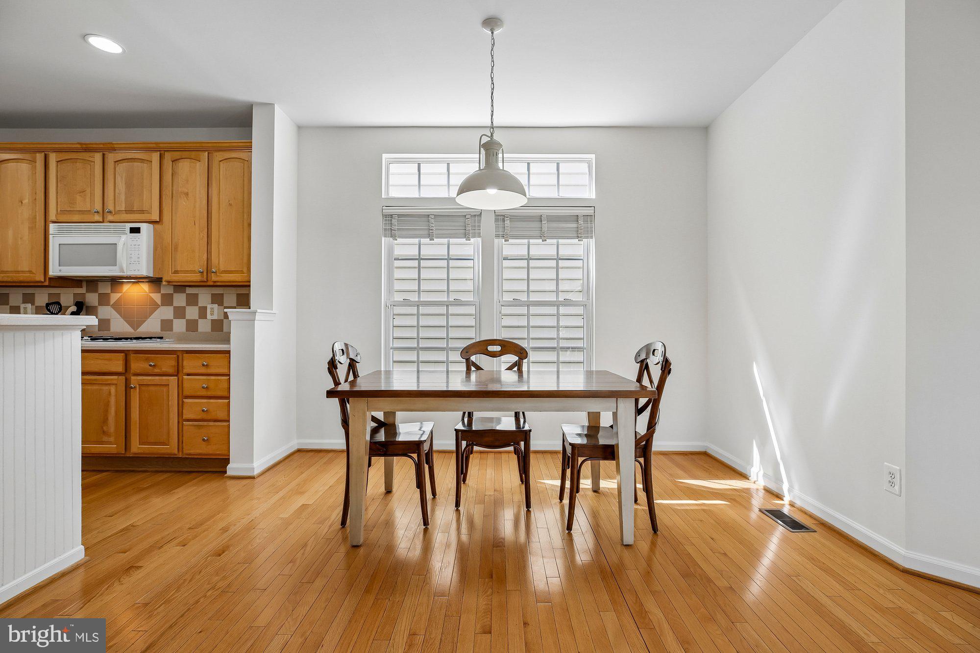 LAKELANDS - Residential