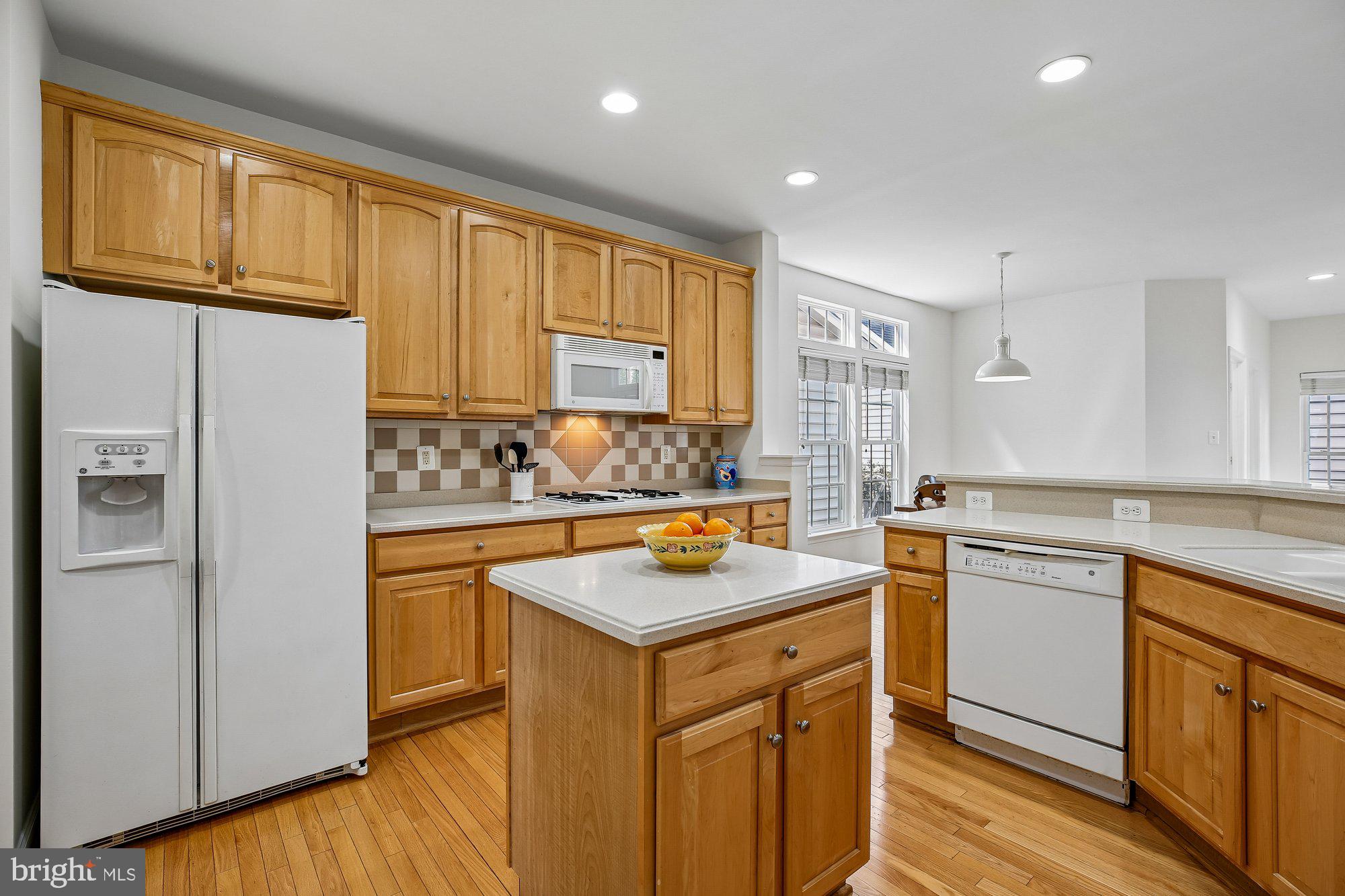 LAKELANDS - Residential