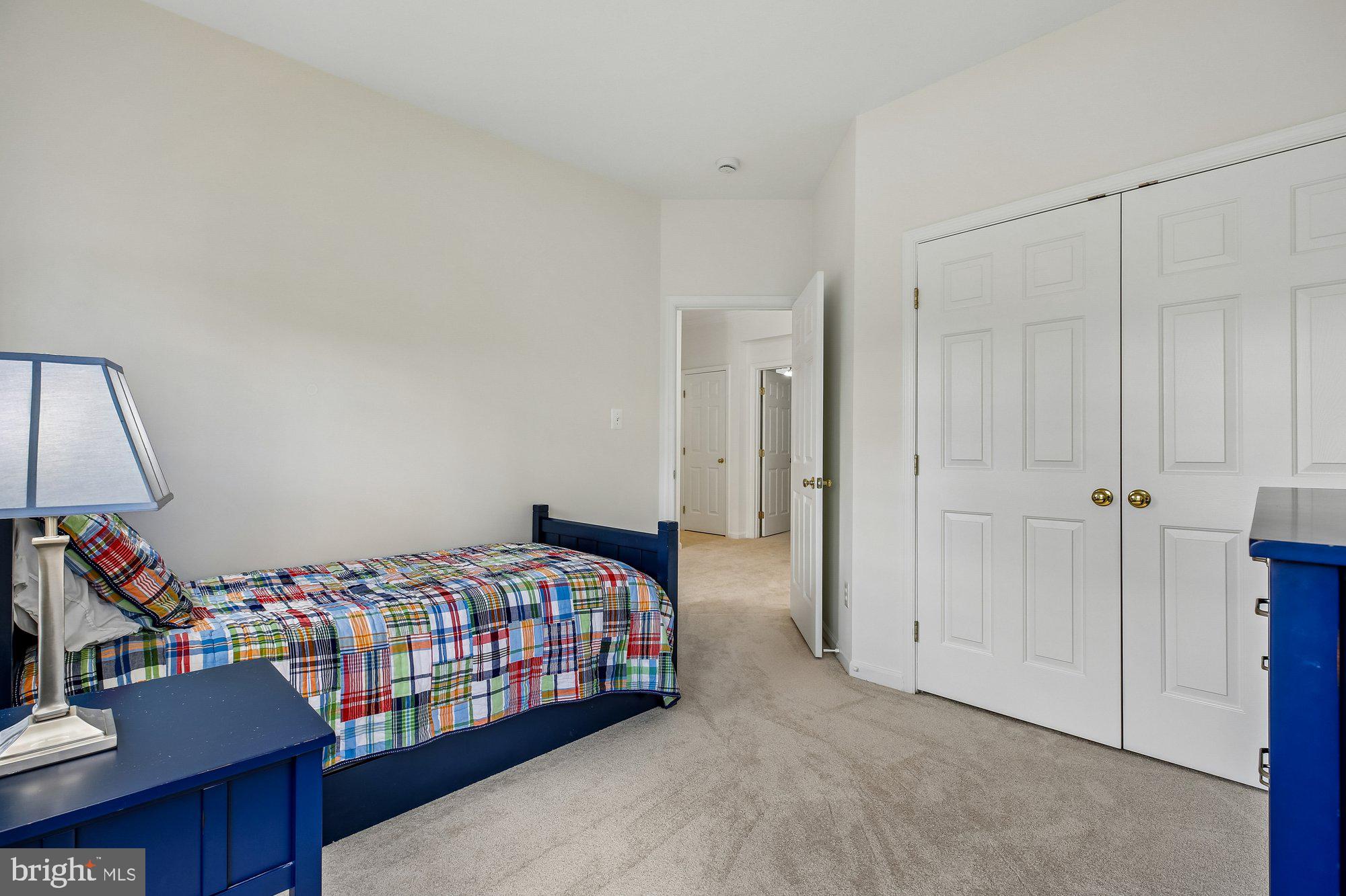 LAKELANDS - Residential