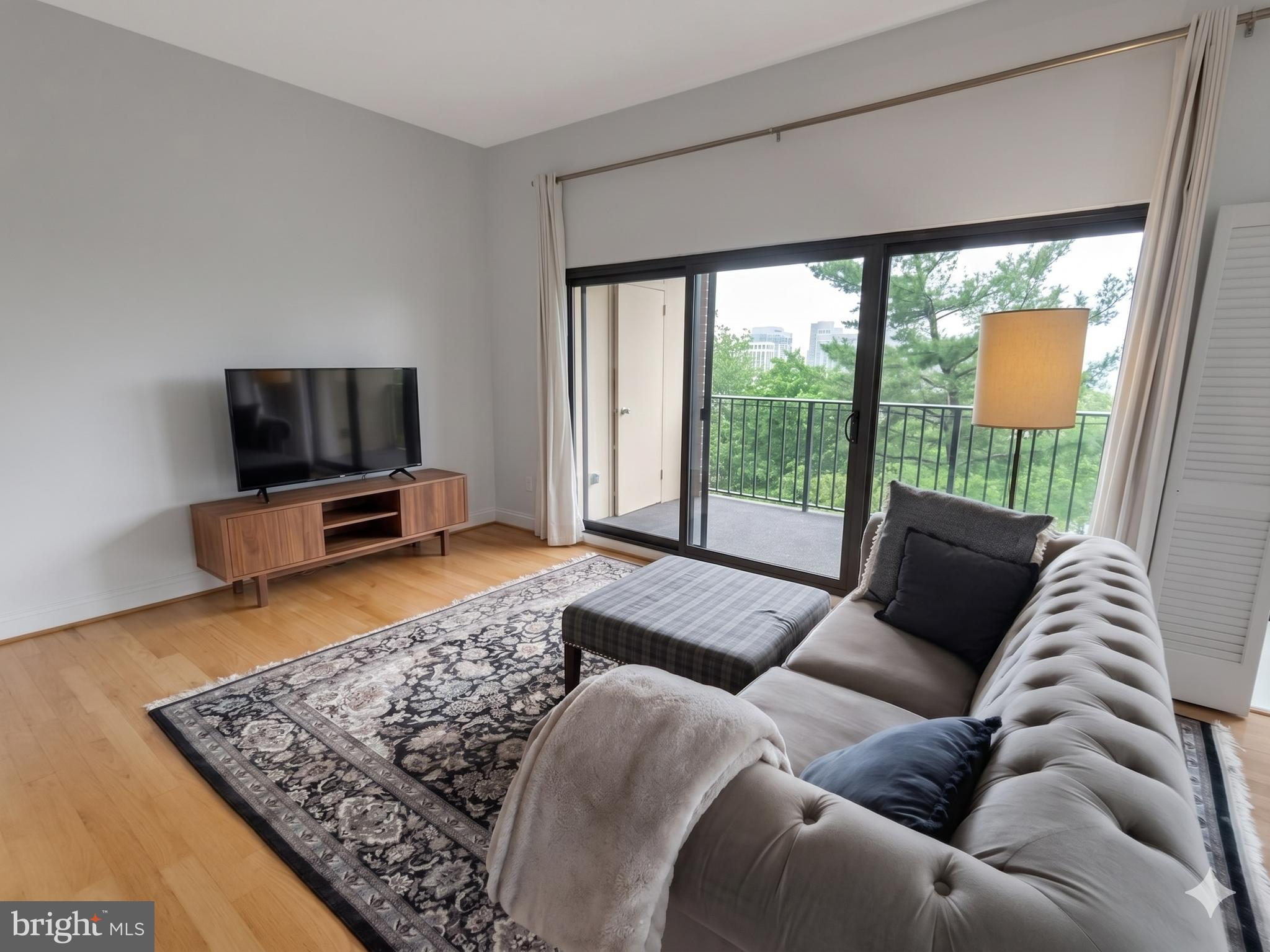 110 ROBERTS LANE 401