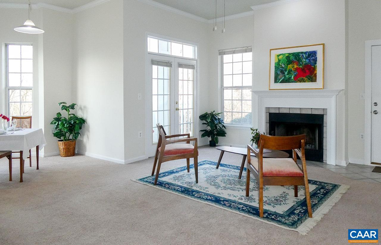 CARRIAGE HILL - Residential