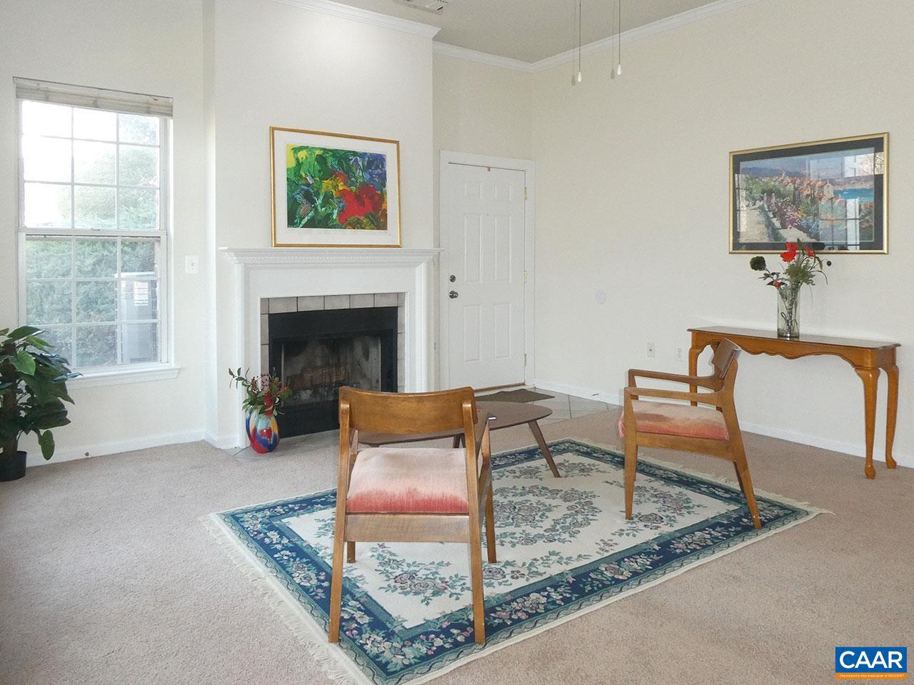 CARRIAGE HILL - Residential