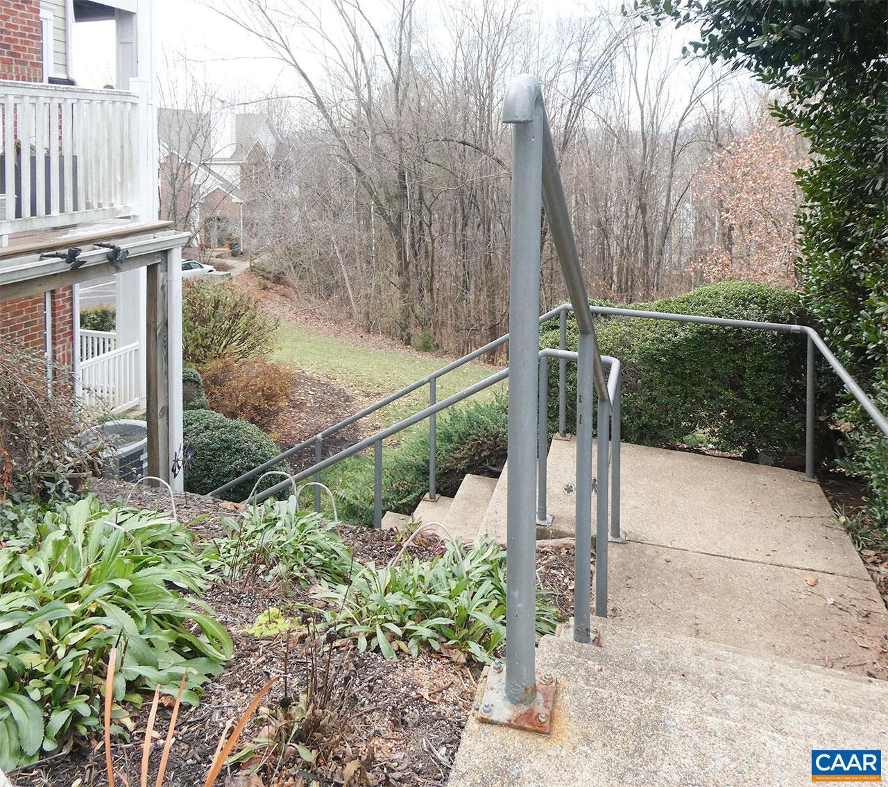 CARRIAGE HILL - Residential