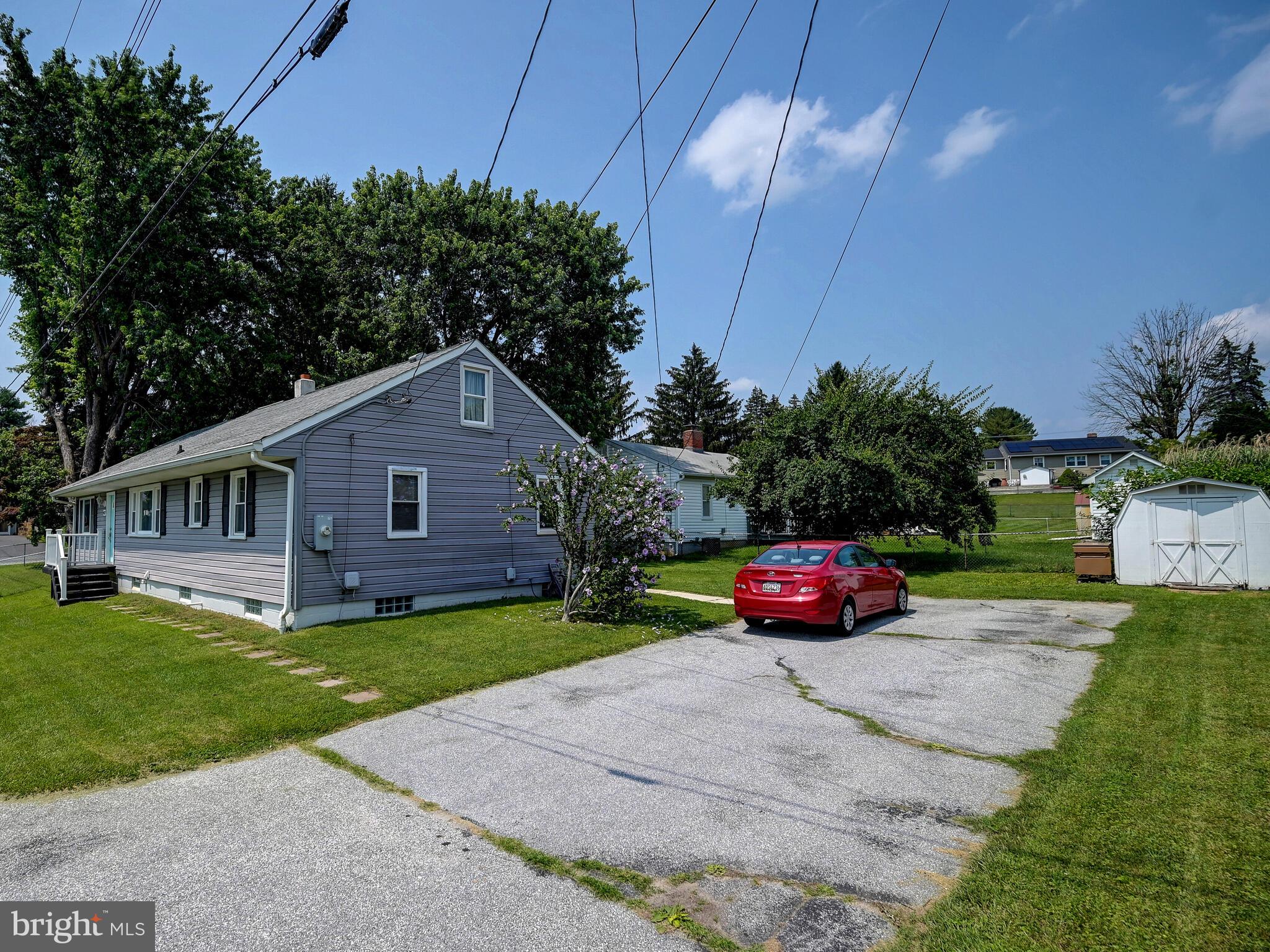 BUCKINGHAM VIEW - Residential