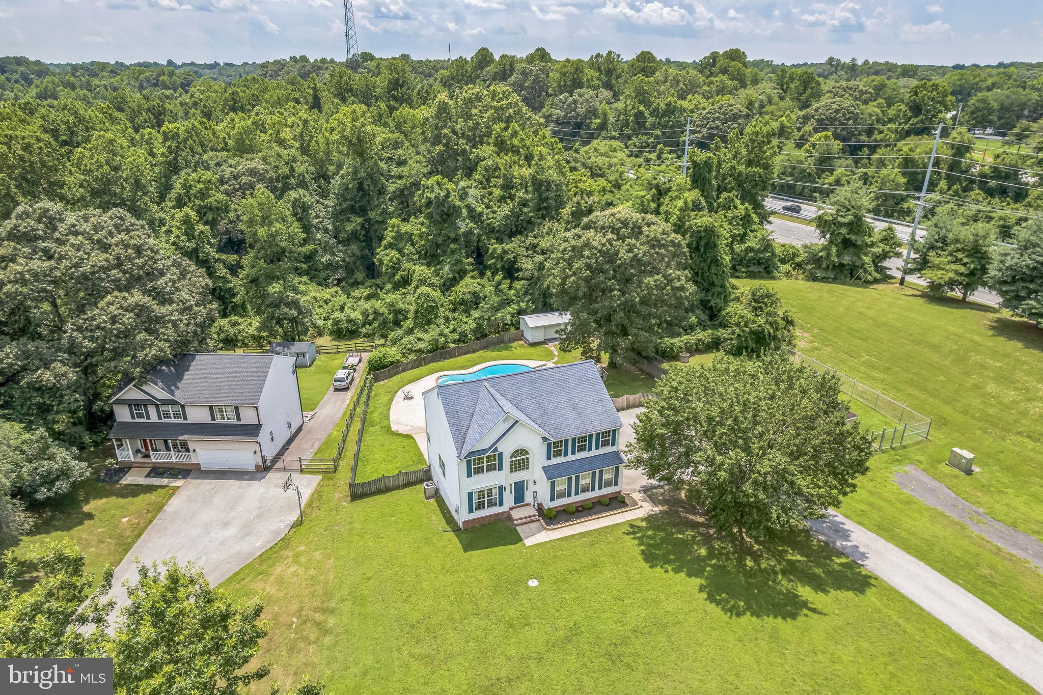 15 SCARLETT DRIVE