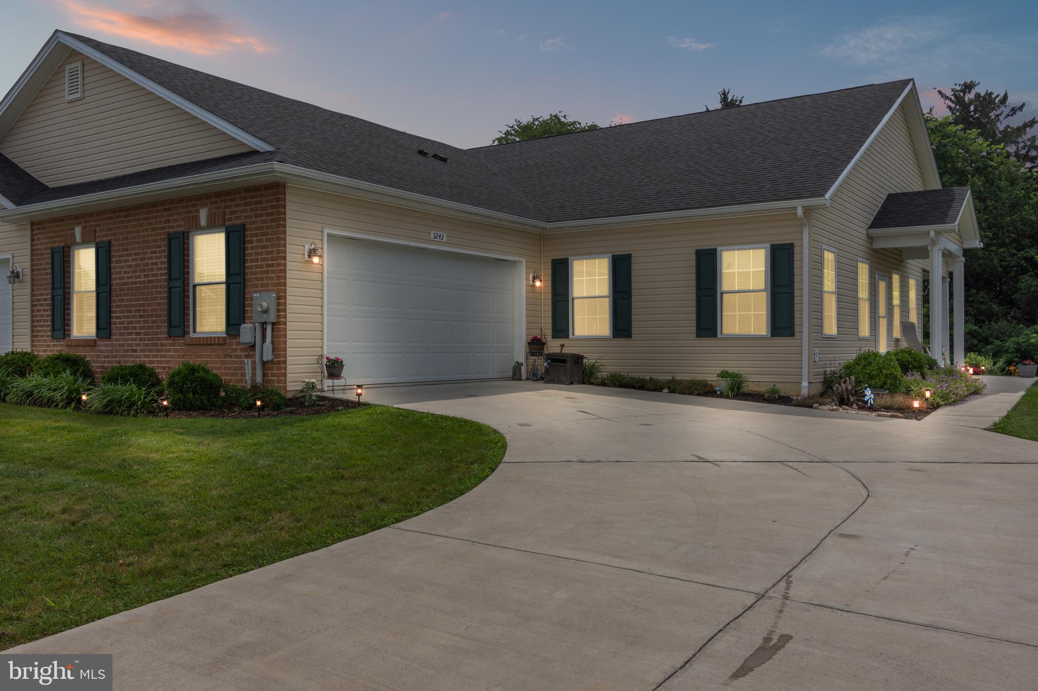 This charming 3-bedroom, 2-bath duplex, is nestled in a beautifully maintained HOA community. From the moment you arrive, you’ll appreciate the peaceful setting, manicured landscaping, and pride of ownership throughout the neighborhood.
Step inside to find a light, open-concept living space that feels both modern and cozy. The living room flows effortlessly into the kitchen and dining area — perfect for everyday living and entertaining.
The primary suite offers a peaceful retreat with a private bath and generous closet space, while two additional bedrooms provide plenty of room for family, guests, or a home office.
Enjoy low-maintenance living with single-level convenience, an attached garage, and a backyard ready for summer evenings or quiet mornings.
Whether you're downsizing, or simply looking for a welcoming place to call home, this lovely duplex combines comfort, style, and community in one perfect package.
Don't miss your chance to own this gem!