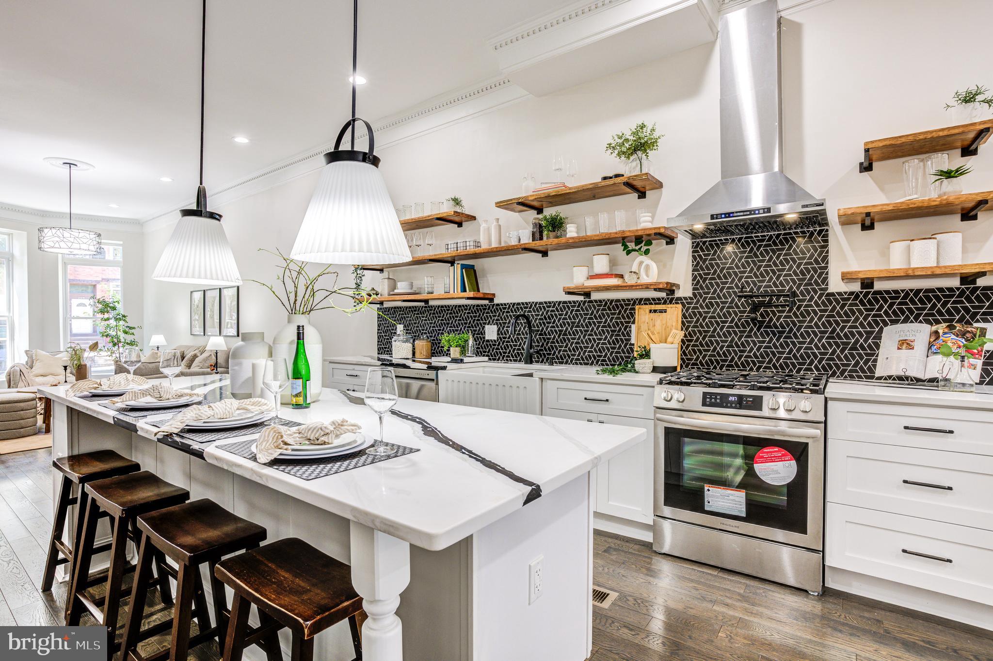 RESERVOIR HILL - Residential