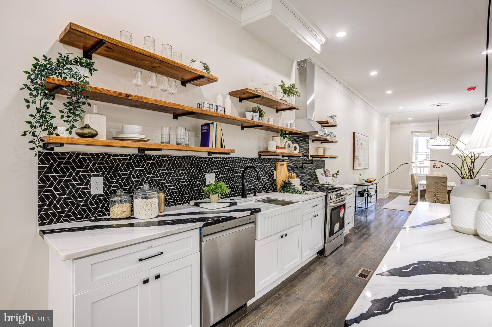 RESERVOIR HILL - Residential