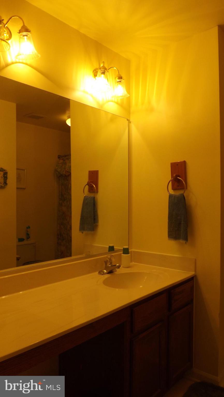 COUNTRY WALK - Residential