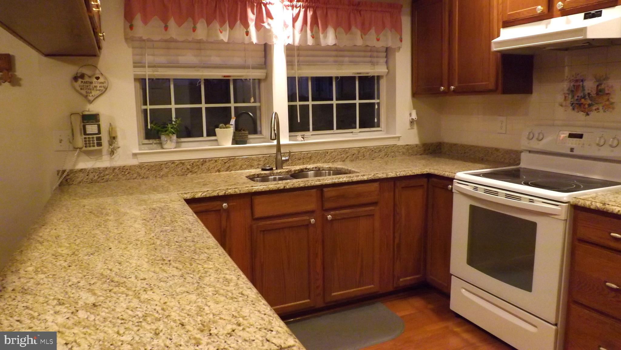 COUNTRY WALK - Residential