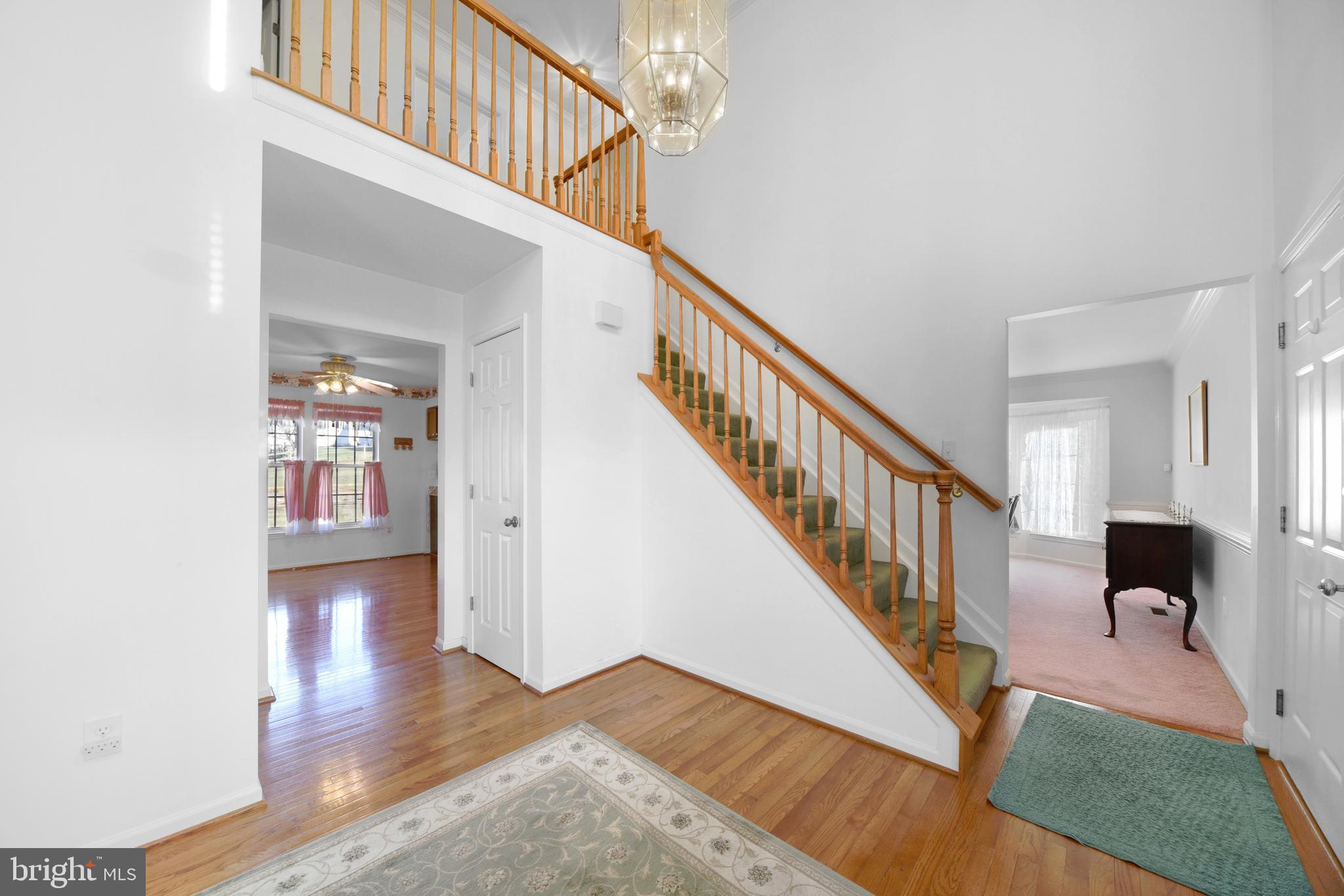 COUNTRY WALK - Residential