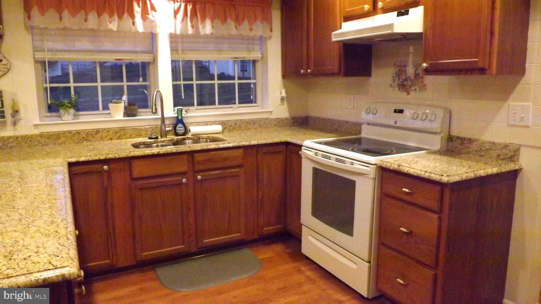 COUNTRY WALK - Residential