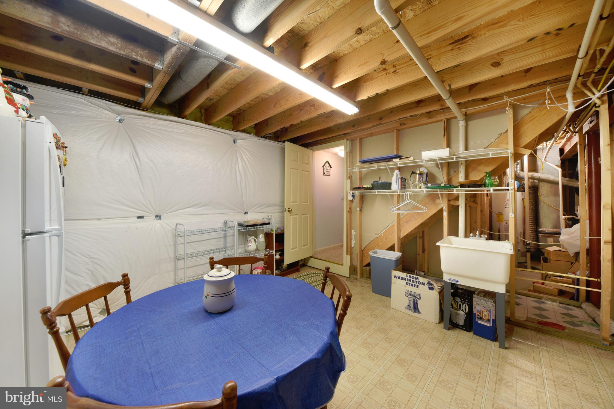 COUNTRY WALK - Residential