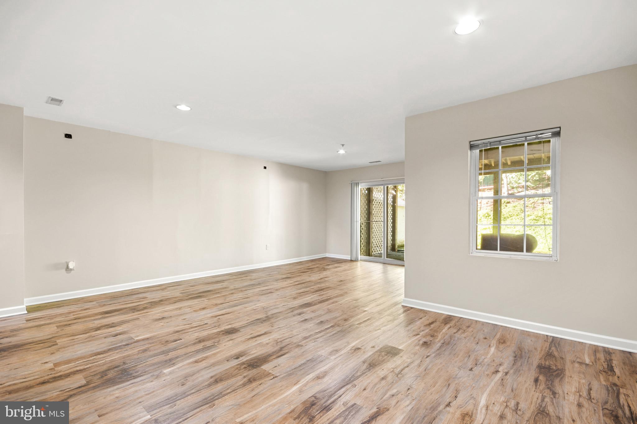 MAIN FARM - Residential