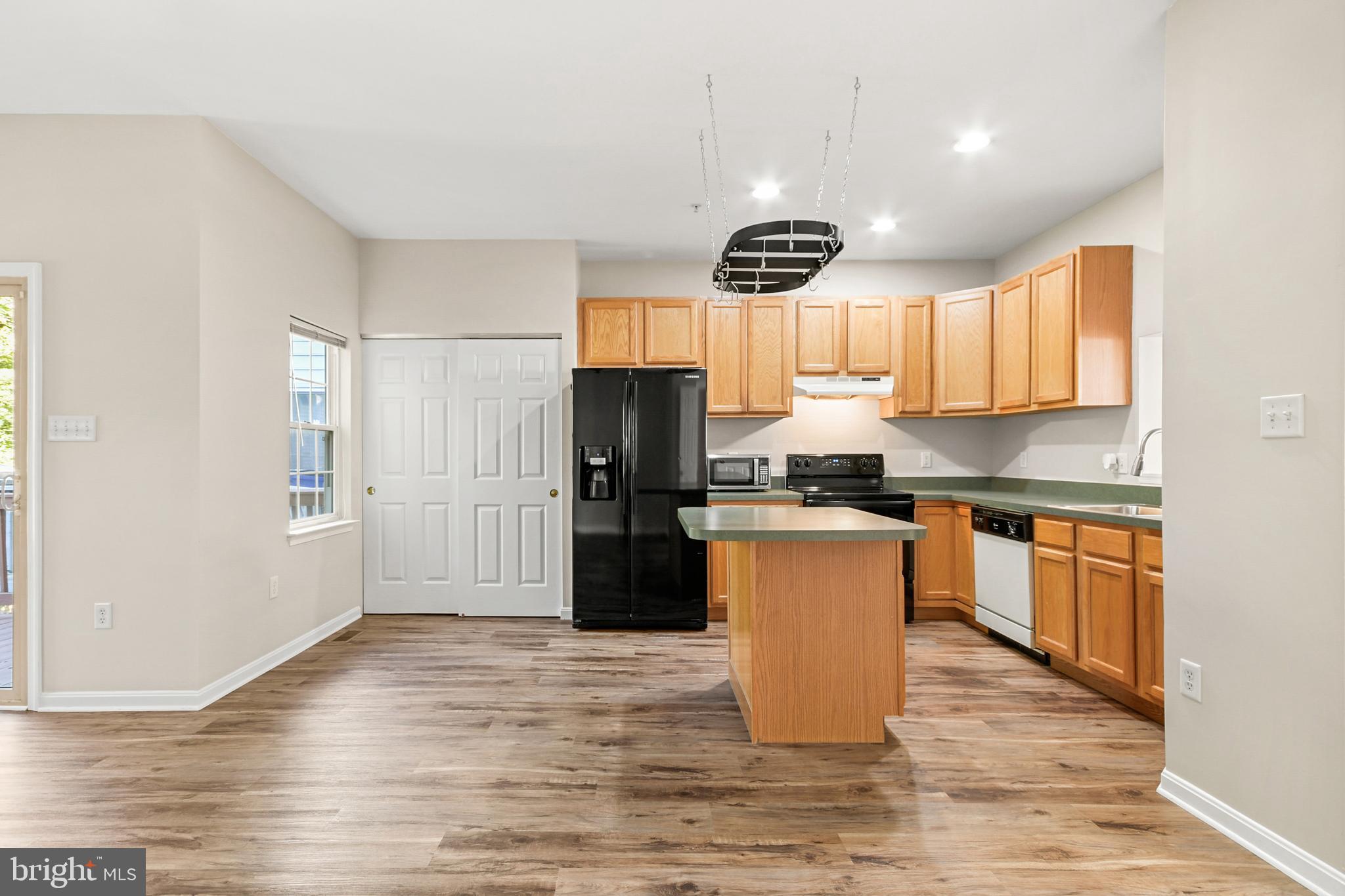 MAIN FARM - Residential