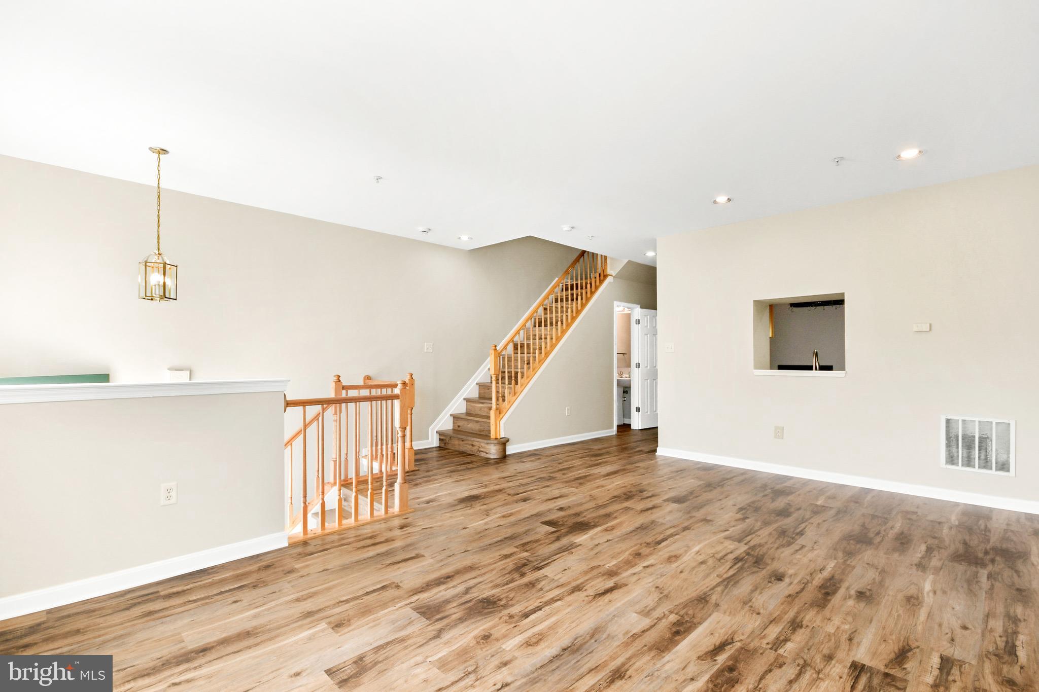 MAIN FARM - Residential