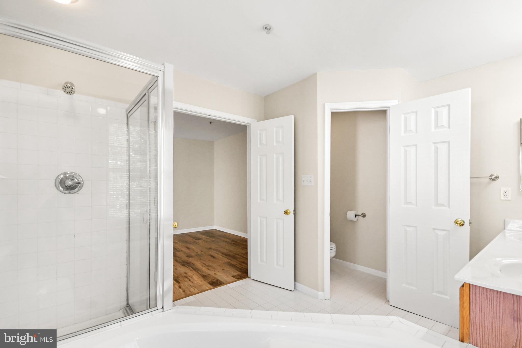 MAIN FARM - Residential