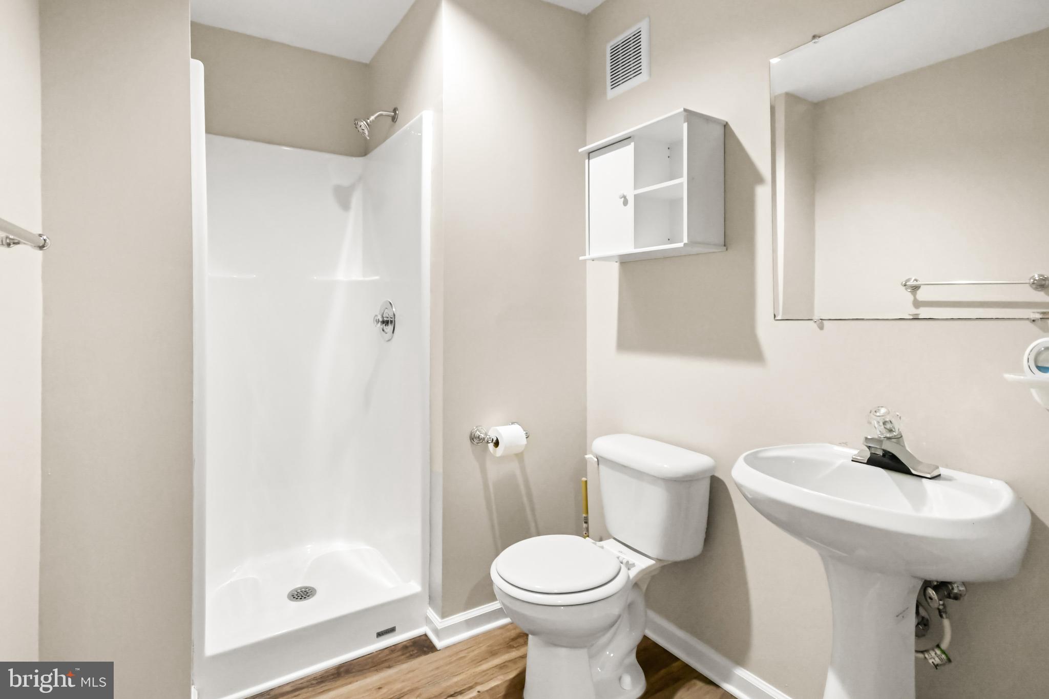 MAIN FARM - Residential