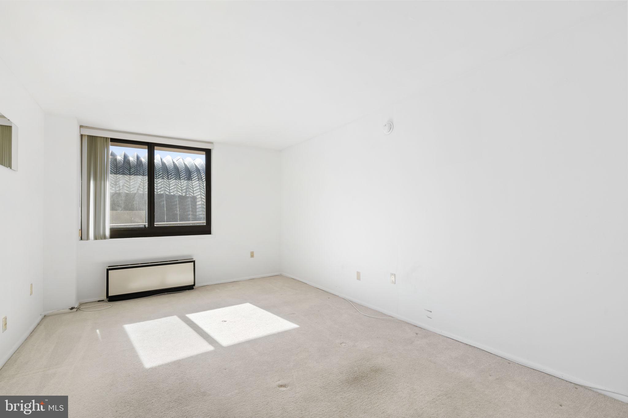 AVENUE OF THE ARTS - Residential