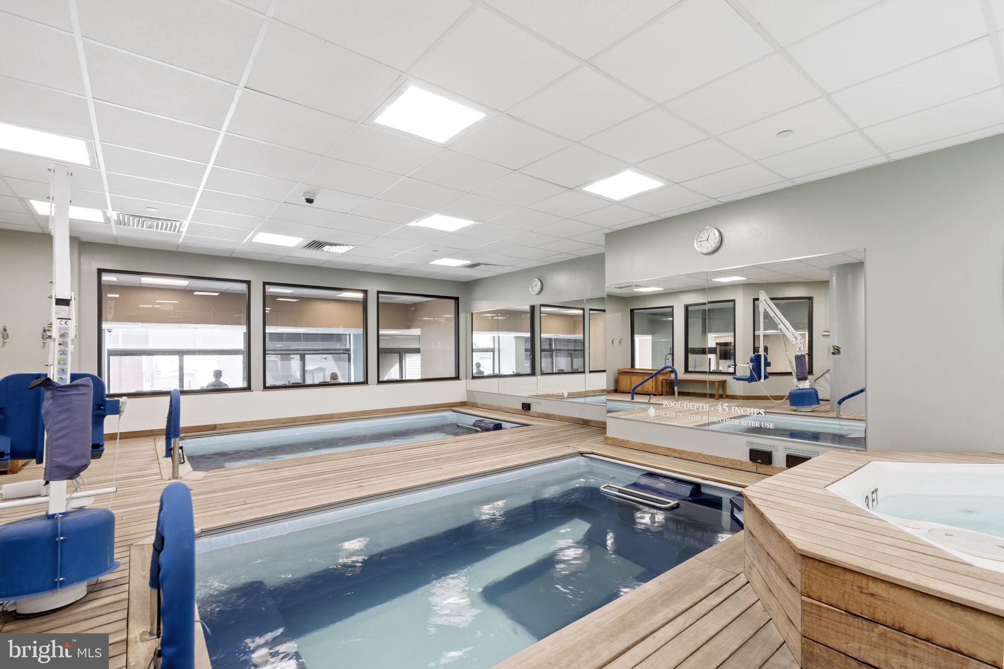 AVENUE OF THE ARTS - Residential