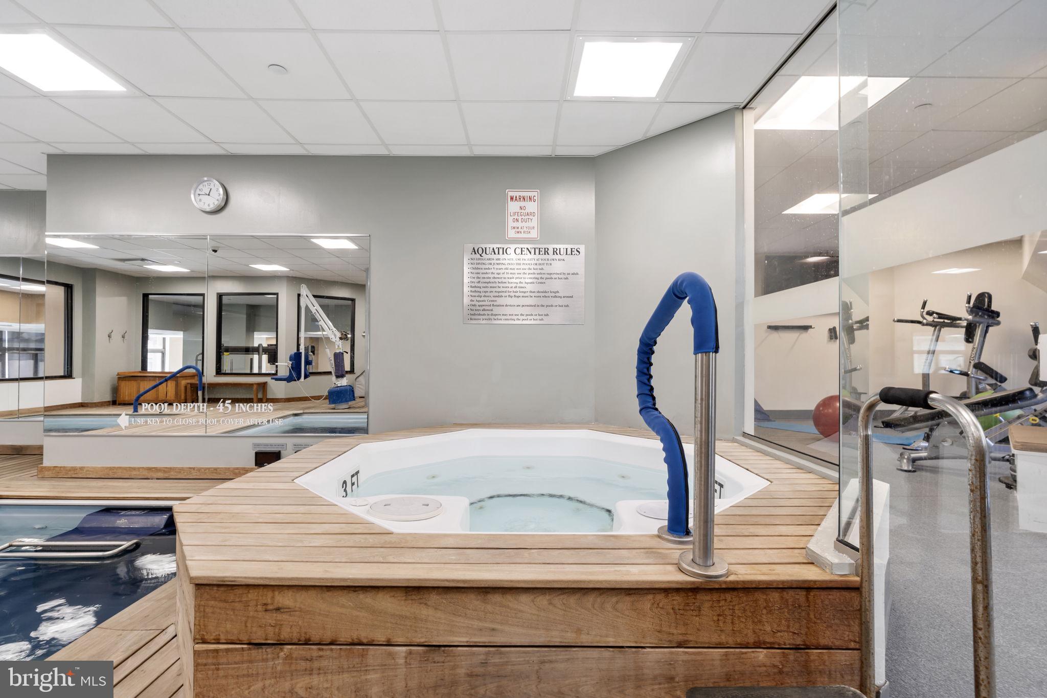 AVENUE OF THE ARTS - Residential