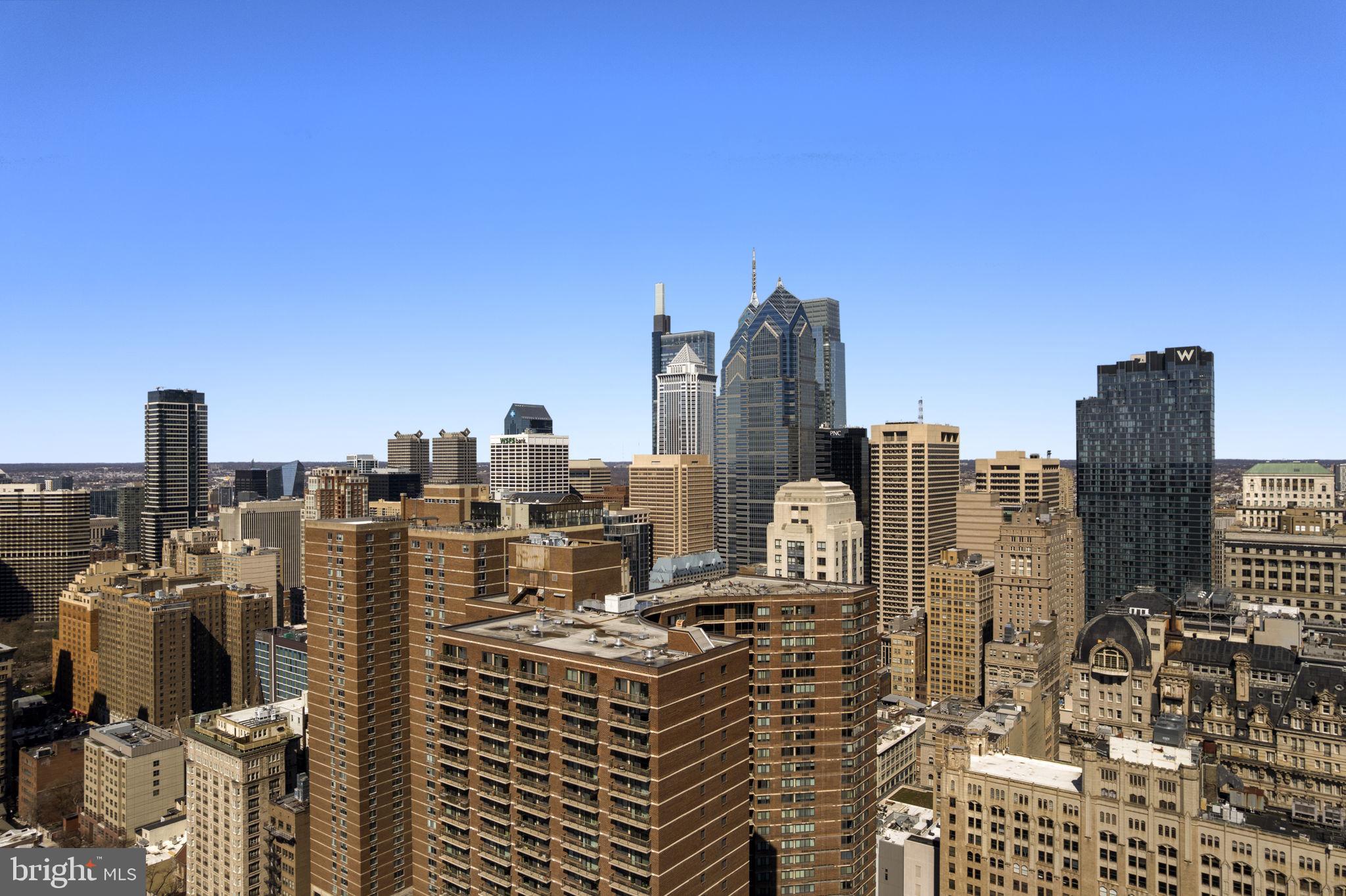 AVENUE OF THE ARTS - Residential