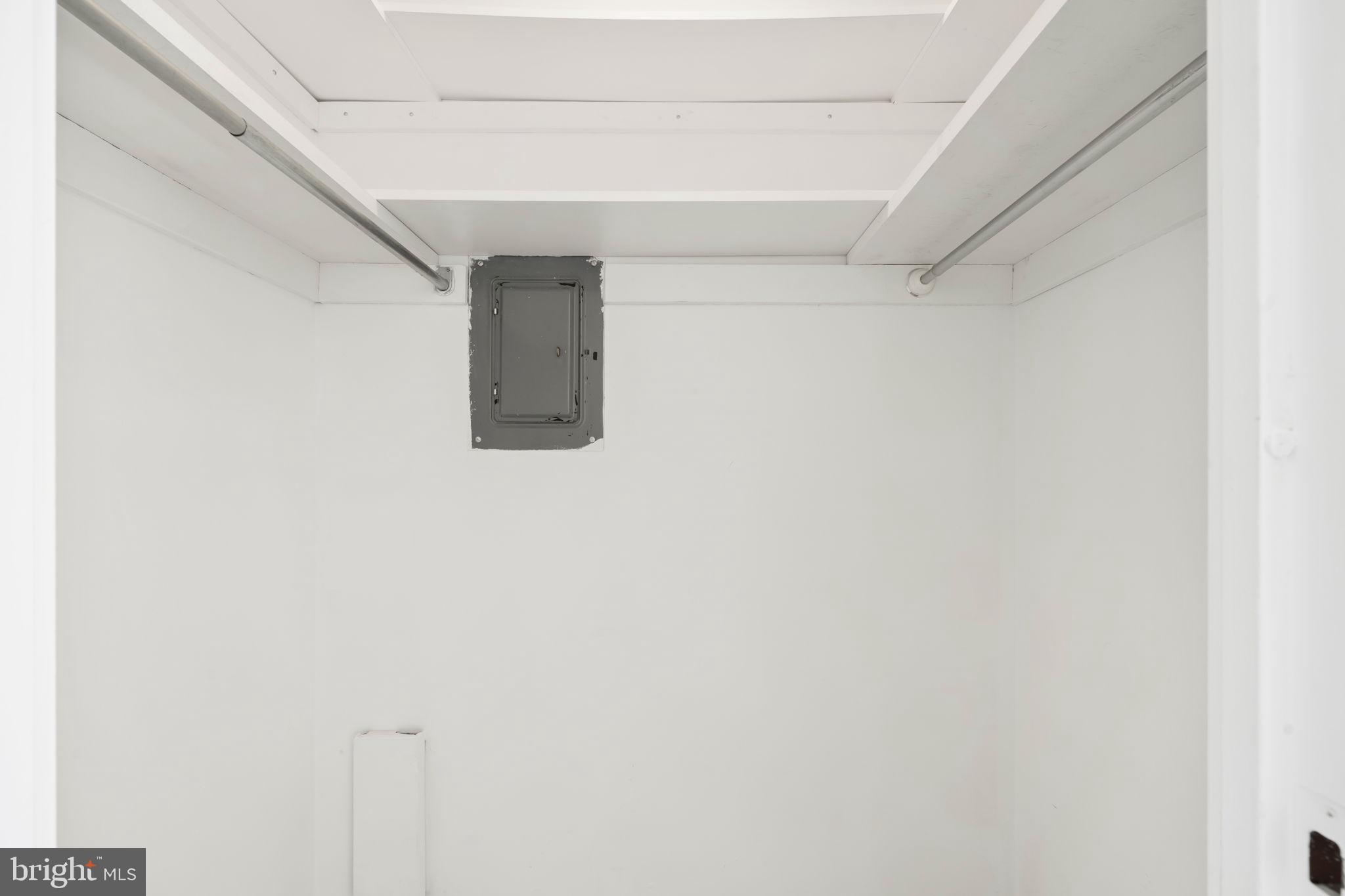 AVENUE OF THE ARTS - Residential