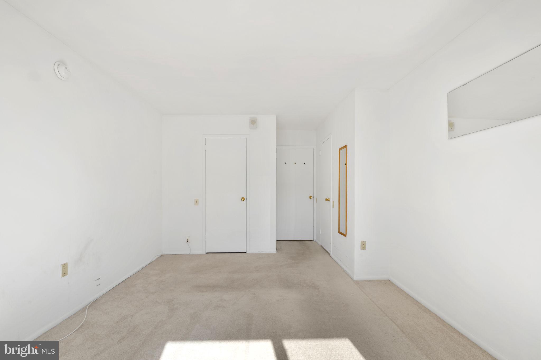 AVENUE OF THE ARTS - Residential