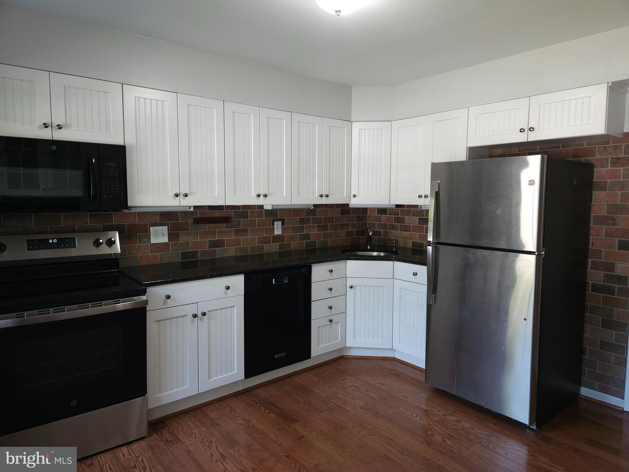 MAYS CHAPEL VILLAGE - Residential