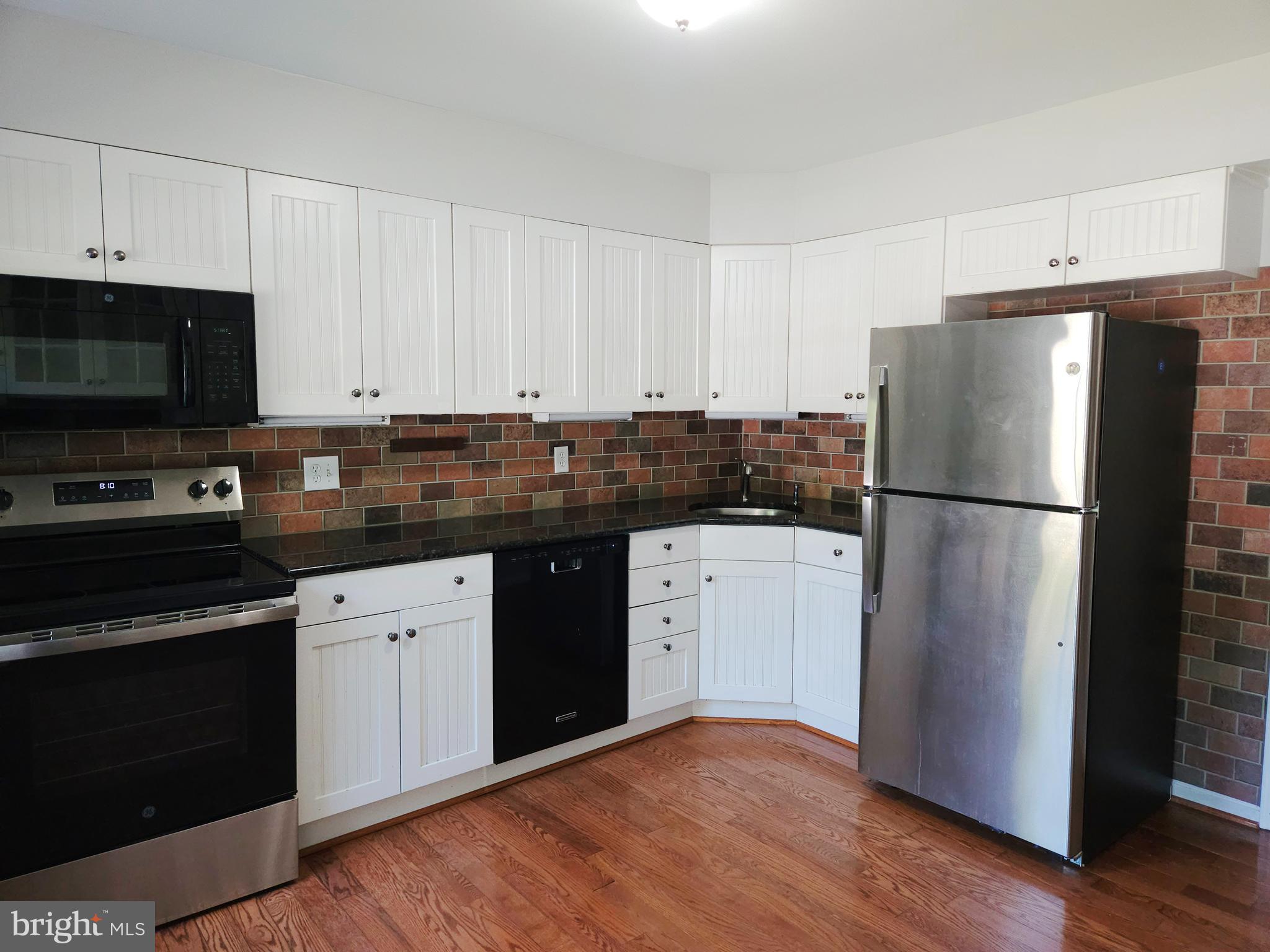 MAYS CHAPEL VILLAGE - Residential