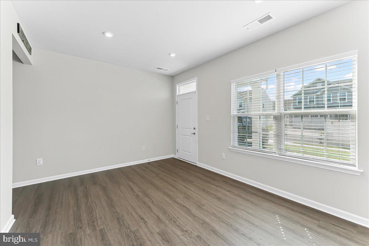 282 ANDARE BOULEVARD