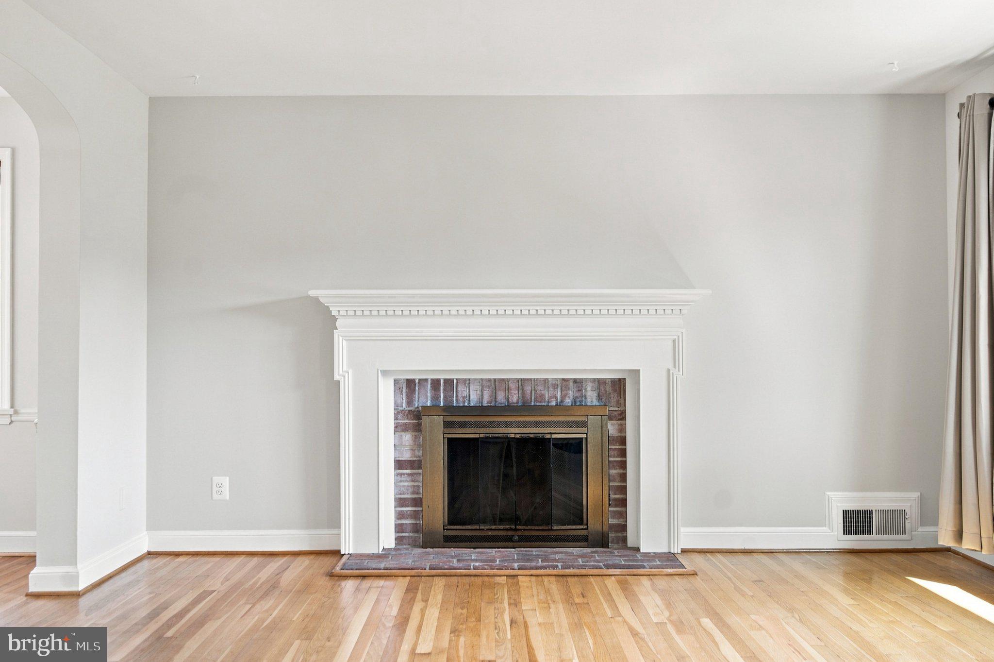 6106 CLEARBROOK DRIVE