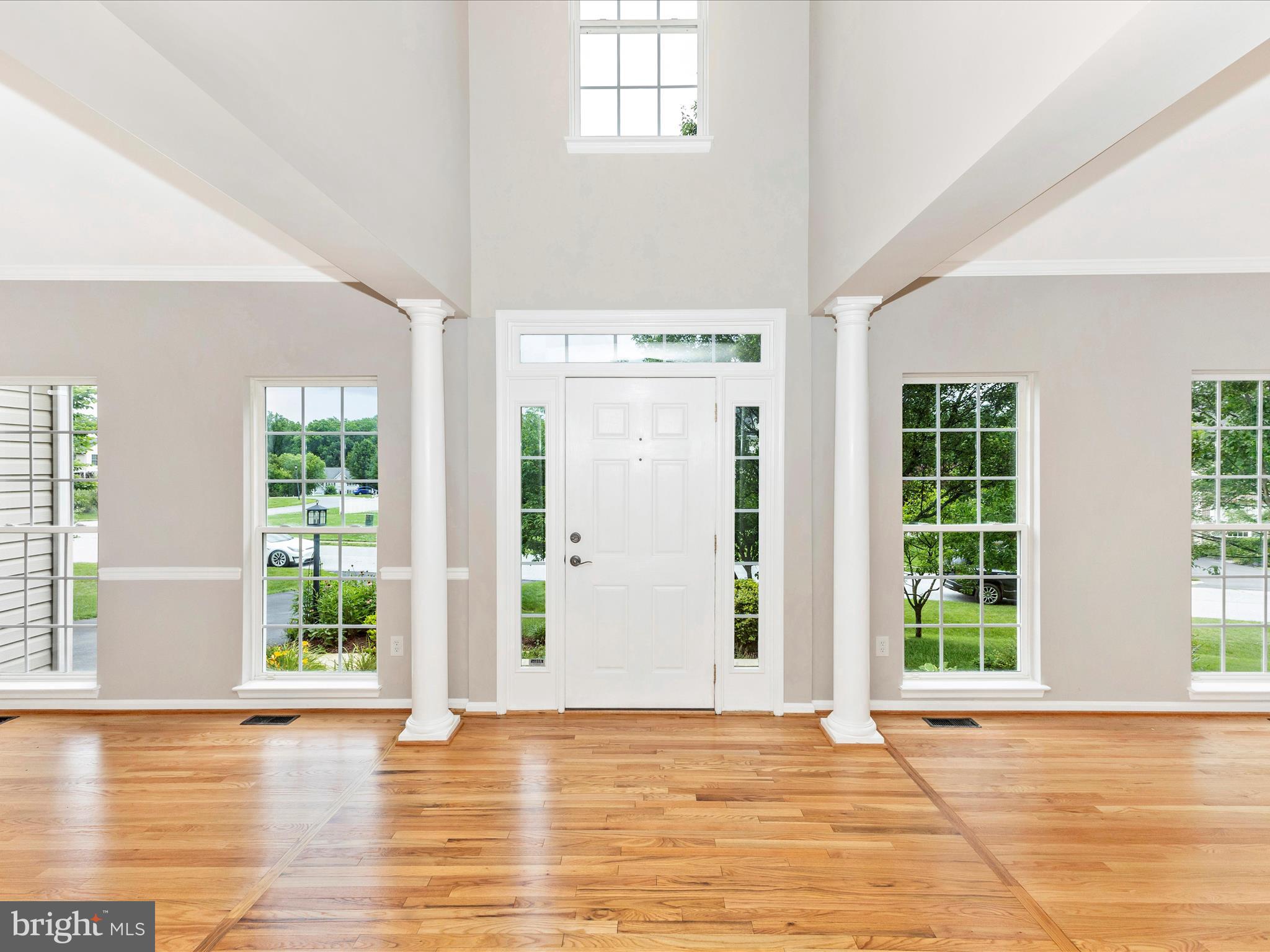 13206 MANOR SOUTH DRIVE