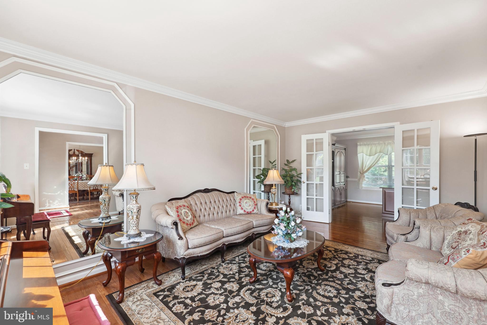 5 WENDOVER COURT