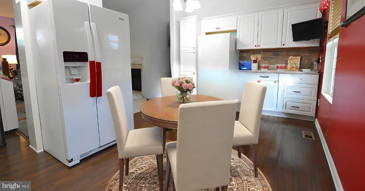 INWOOD MEADOWS - Residential