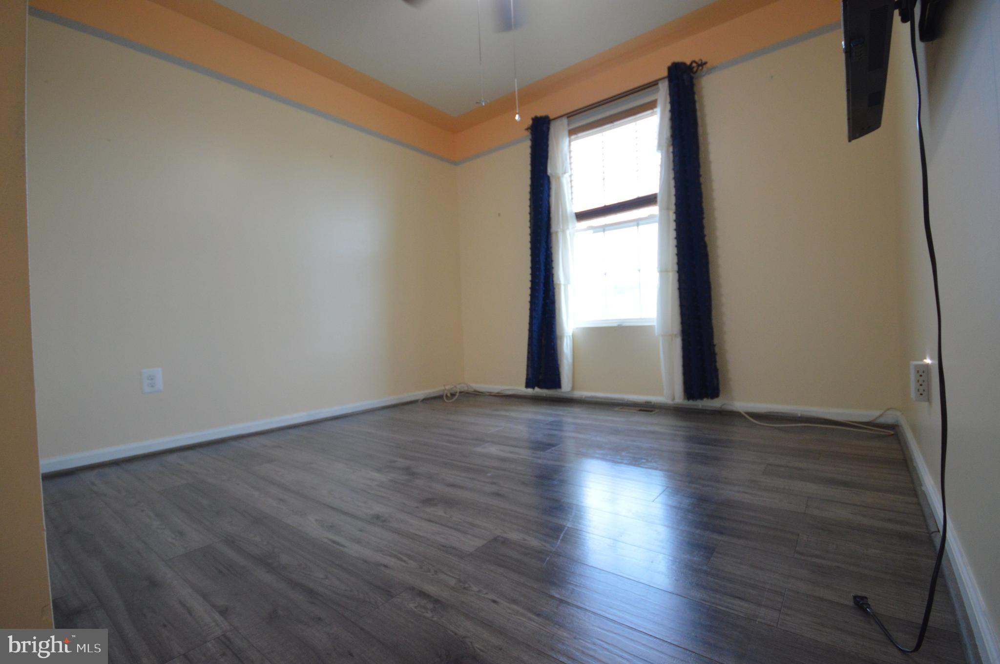 INWOOD MEADOWS - Residential