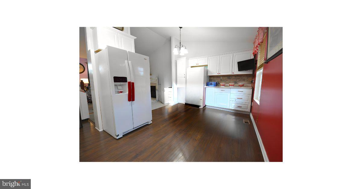 INWOOD MEADOWS - Residential