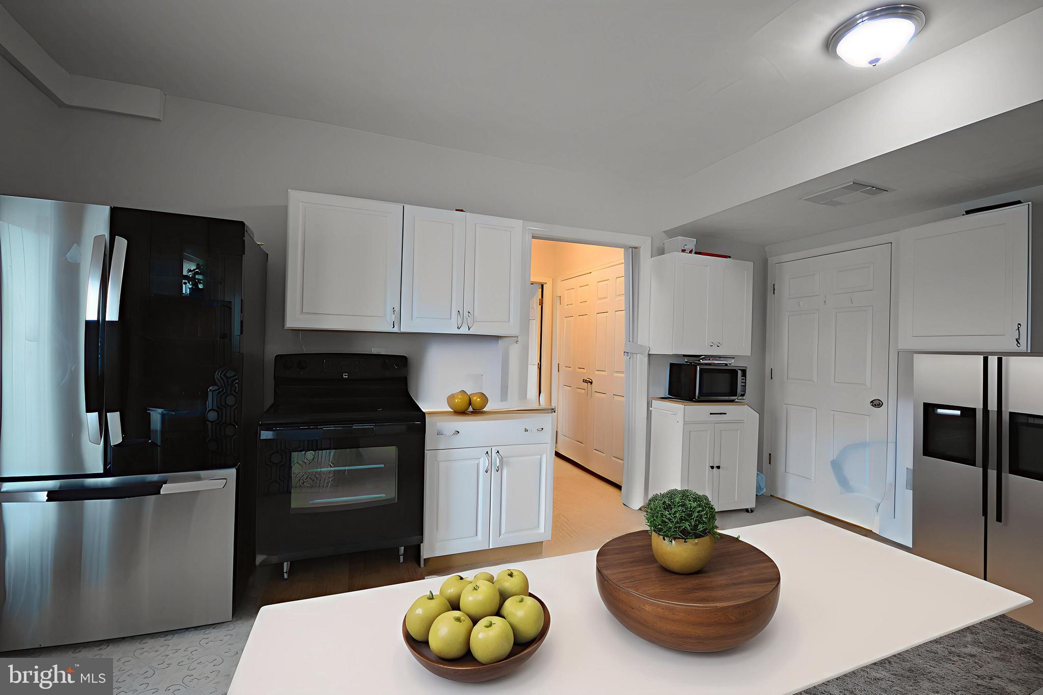 INWOOD MEADOWS - Residential