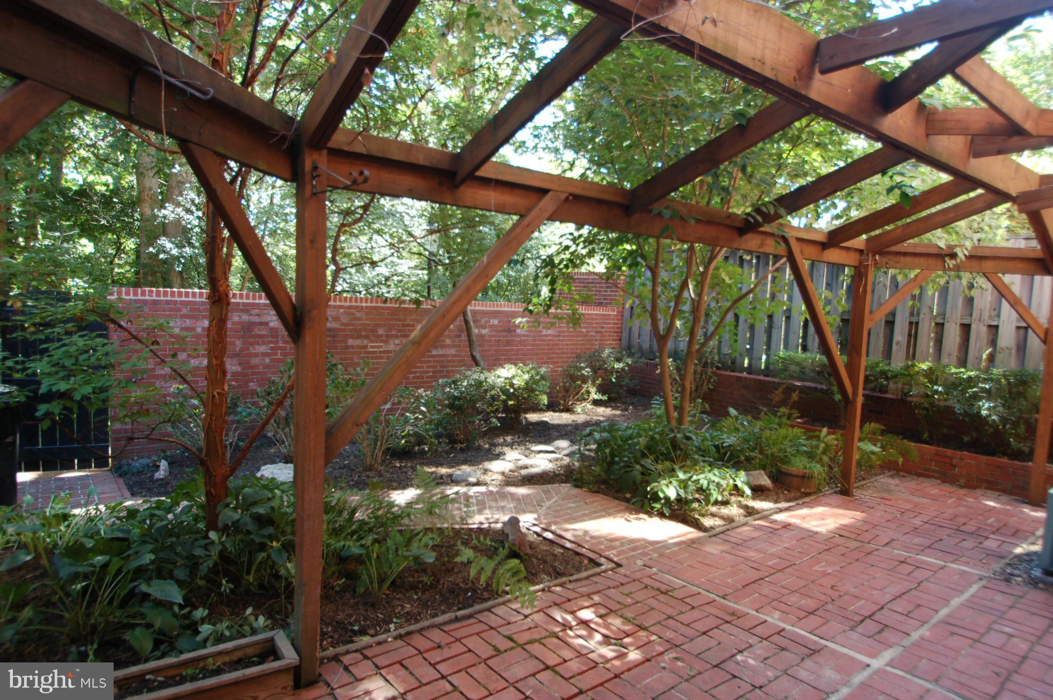 CHARLESTOWN - Residential Lease