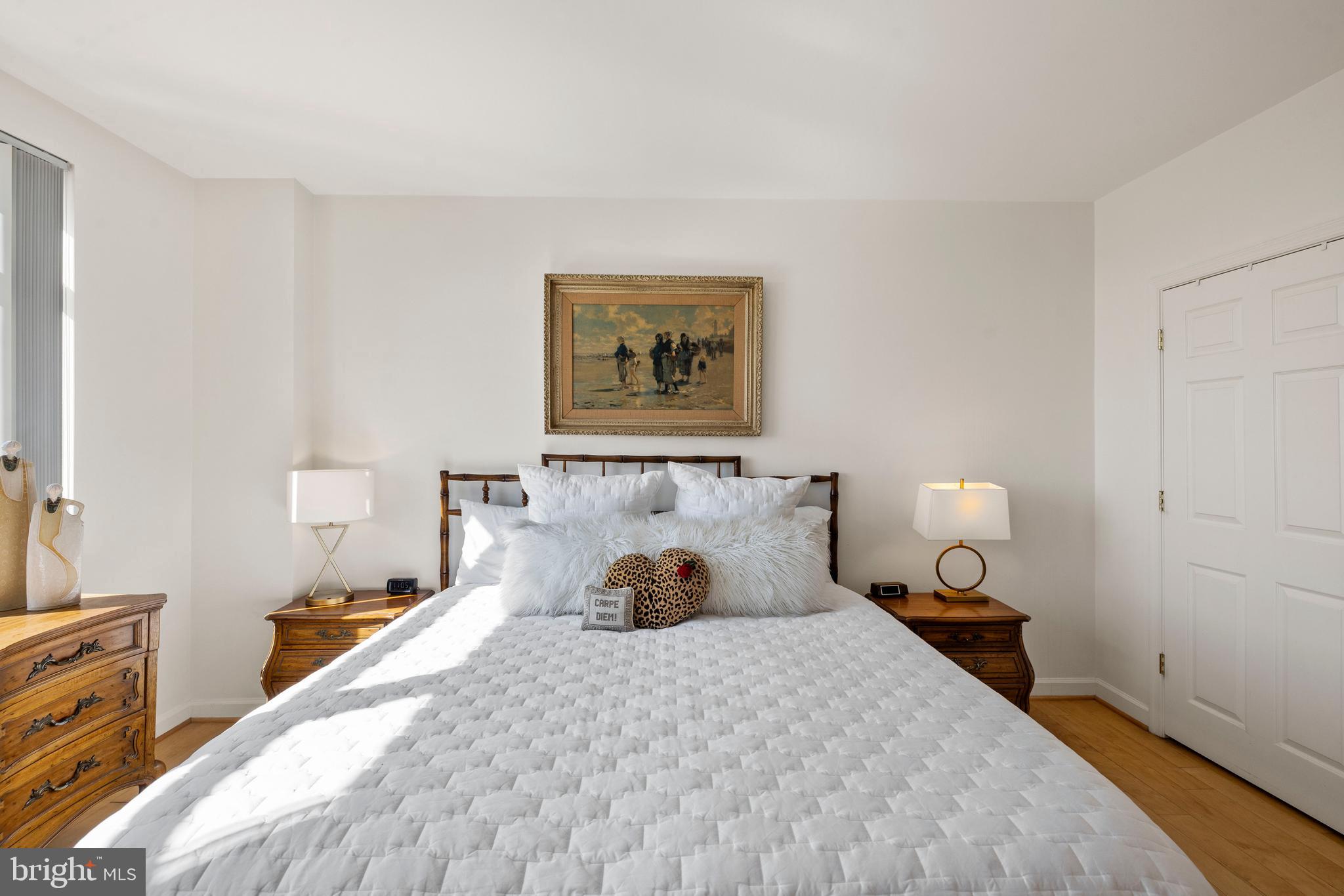 HARBORVIEW TOWERS - Residential