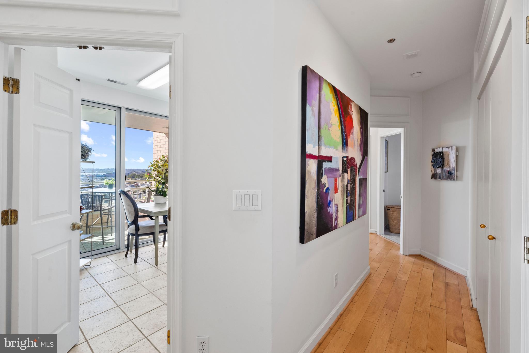 HARBORVIEW TOWERS - Residential