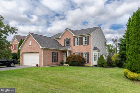 Photo of 102 Autumn Trl, COATESVILLE, PA 19320 (MLS # PACT2136774)