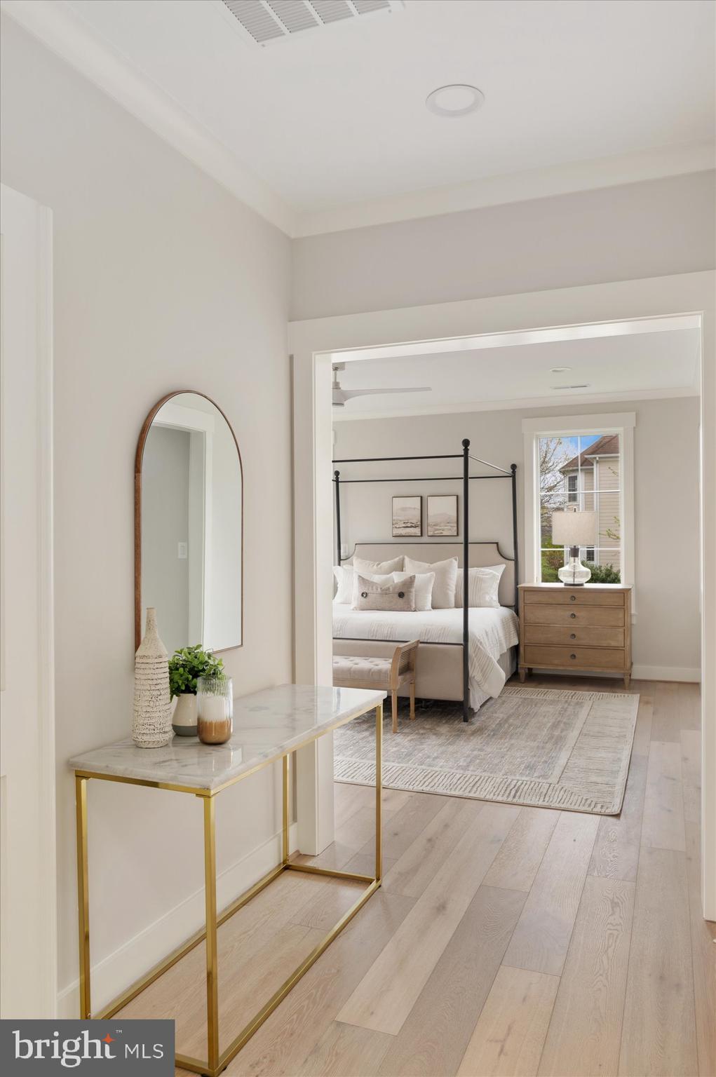 YORKTOWN - Residential